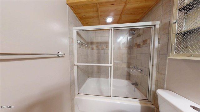 209 Brystone Drive, Gray, TN 37615