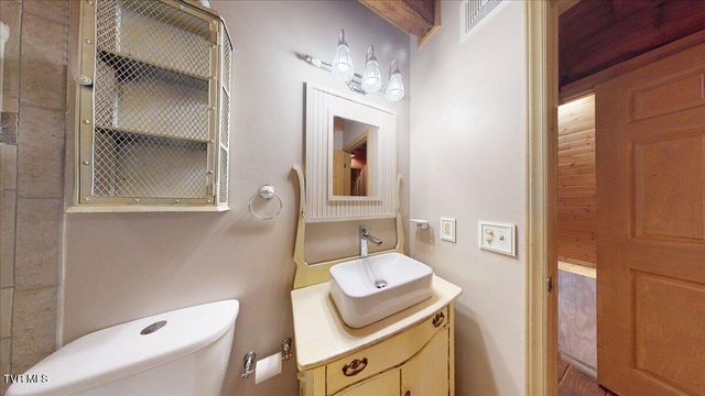209 Brystone Drive, Gray, TN 37615