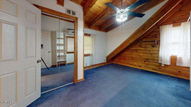 209 Brystone Drive, Gray, TN 37615