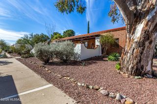 364 S Paseo Lobo Unit D, Green Valley, AZ 85614
