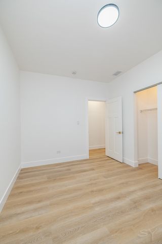 2949 W 25th Place 1, Chicago, IL 60608