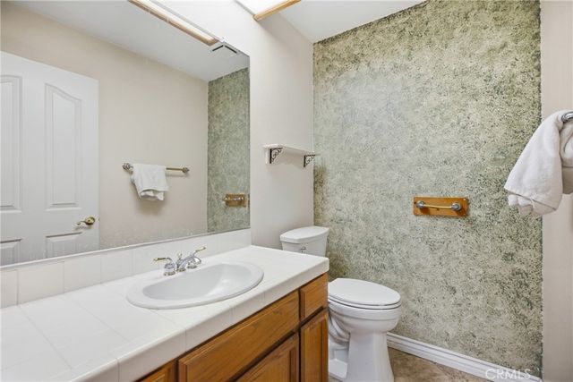 40208 Corte Lorca Road, Murrieta, CA 92562