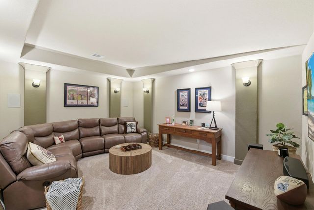 104 Dawning Rays Court, Conroe, TX 77304