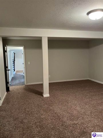 1560 Redbud Circle, Radcliff, KY 40160