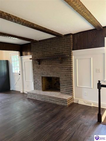 1560 Redbud Circle, Radcliff, KY 40160