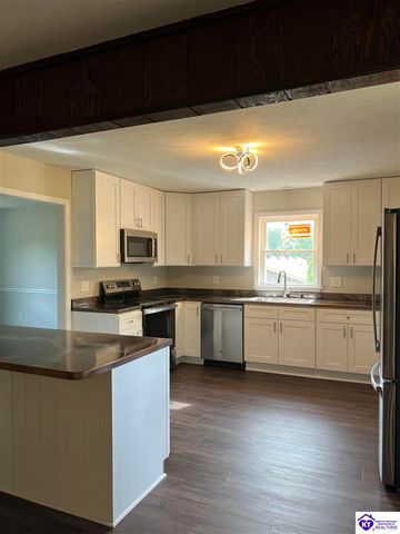 1560 Redbud Circle, Radcliff, KY 40160