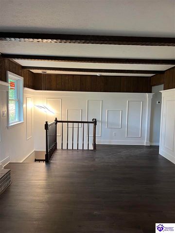 1560 Redbud Circle, Radcliff, KY 40160