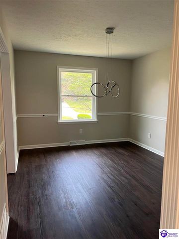 1560 Redbud Circle, Radcliff, KY 40160