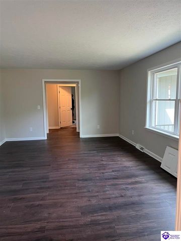 1560 Redbud Circle, Radcliff, KY 40160