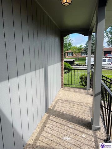 1560 Redbud Circle, Radcliff, KY 40160