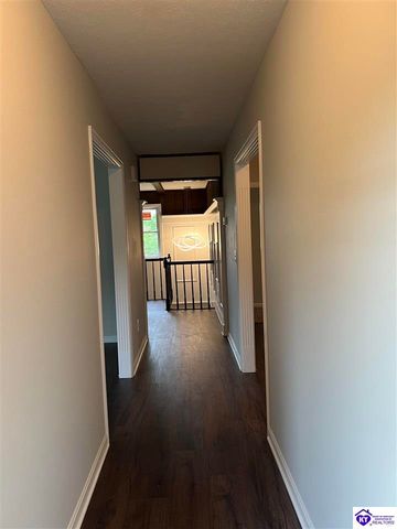 1560 Redbud Circle, Radcliff, KY 40160