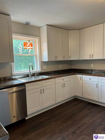 1560 Redbud Circle, Radcliff, KY 40160
