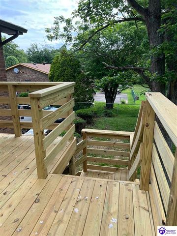 1560 Redbud Circle, Radcliff, KY 40160