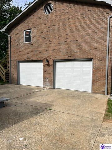 1560 Redbud Circle, Radcliff, KY 40160