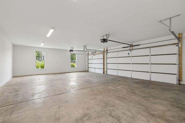 2308 Cages Bend Rd, Gallatin, TN 37066