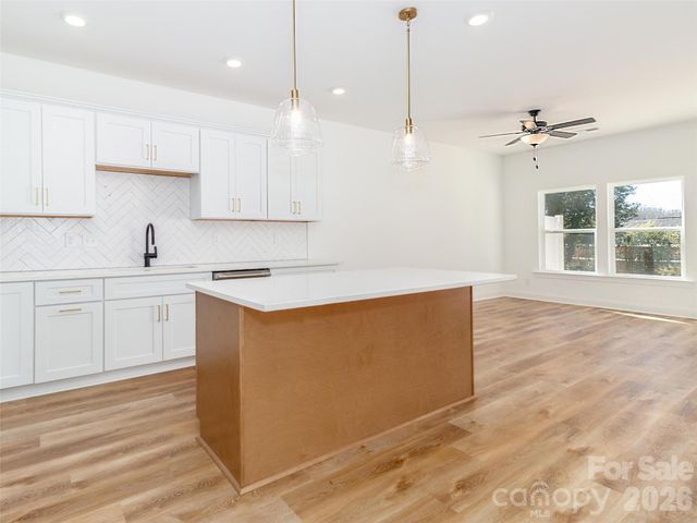 2521 Elon Street, Charlotte, NC 28208