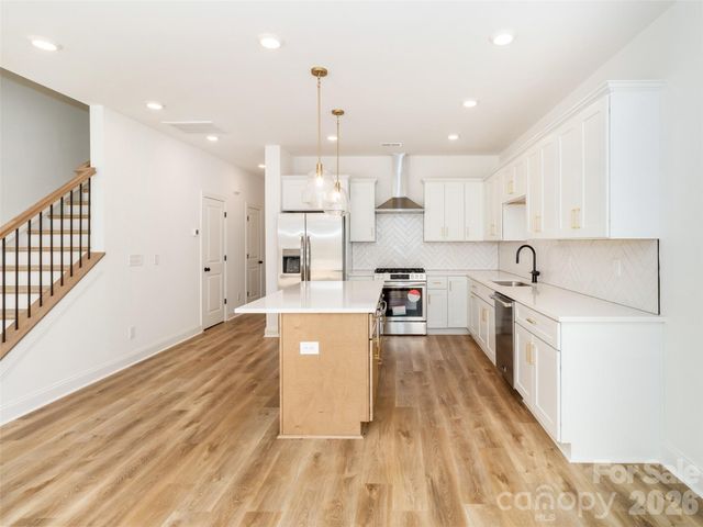 2521 Elon Street, Charlotte, NC 28208