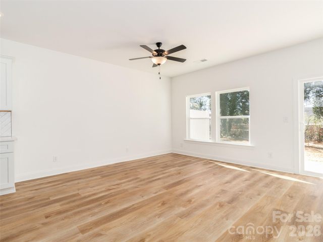 2521 Elon Street, Charlotte, NC 28208