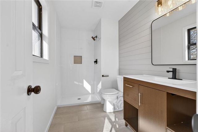 2619 SW Morningside Drive, Blue Springs, MO 64015