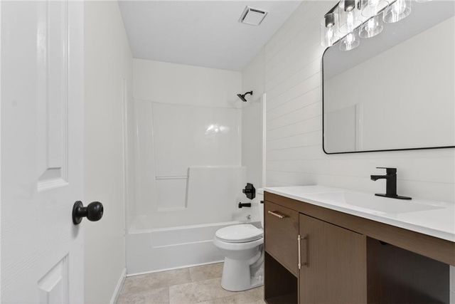 2619 SW Morningside Drive, Blue Springs, MO 64015