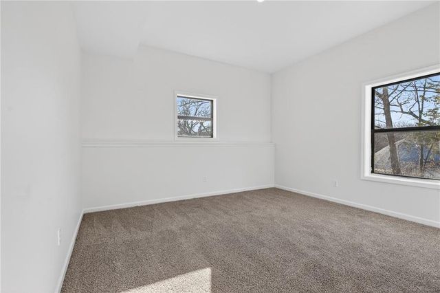 2619 SW Morningside Drive, Blue Springs, MO 64015