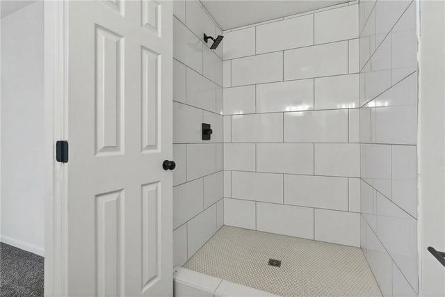 2619 SW Morningside Drive, Blue Springs, MO 64015