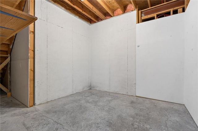 2619 SW Morningside Drive, Blue Springs, MO 64015