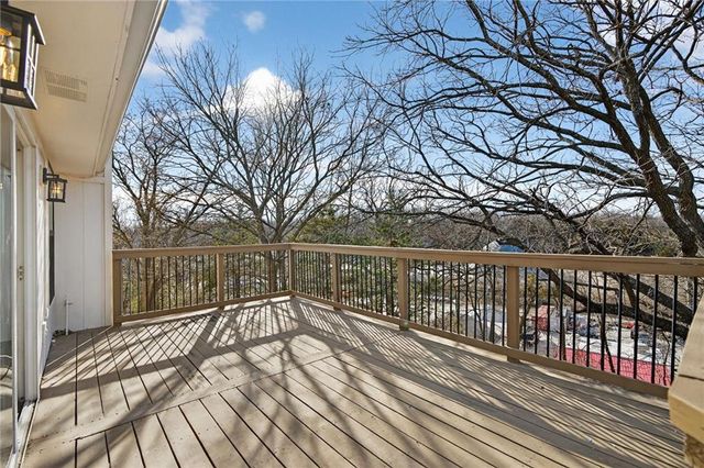 2619 SW Morningside Drive, Blue Springs, MO 64015