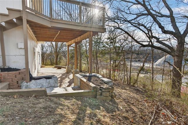 2619 SW Morningside Drive, Blue Springs, MO 64015