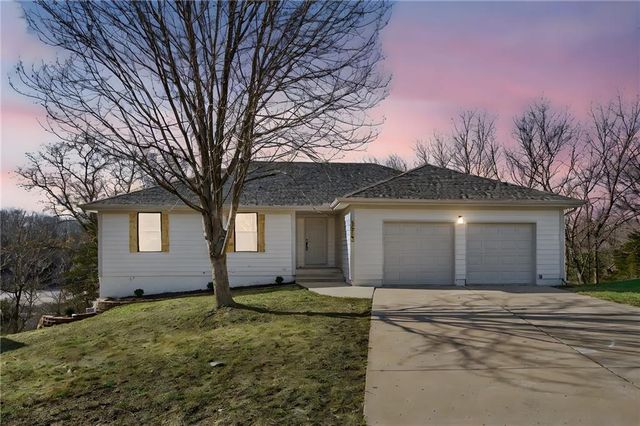 2619 SW Morningside Drive, Blue Springs, MO 64015