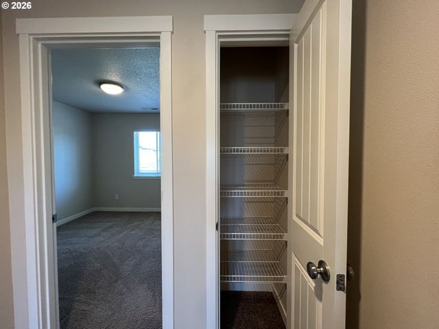 5915 Ne 58TH Ave, Vancouver, WA 98661