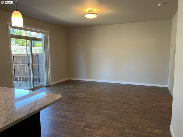 5915 Ne 58TH Ave, Vancouver, WA 98661