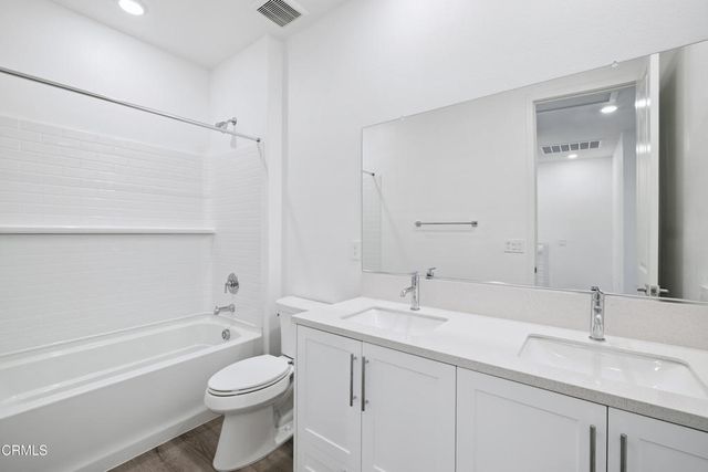 2406 103 Haley Point Drive, Ventura, CA 93003