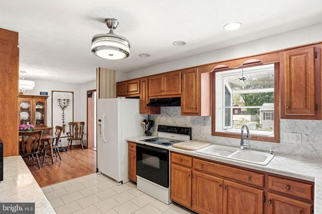651 N GRANT ST, Palmyra, PA 17078
