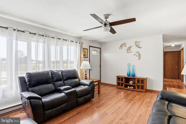651 N GRANT ST, Palmyra, PA 17078