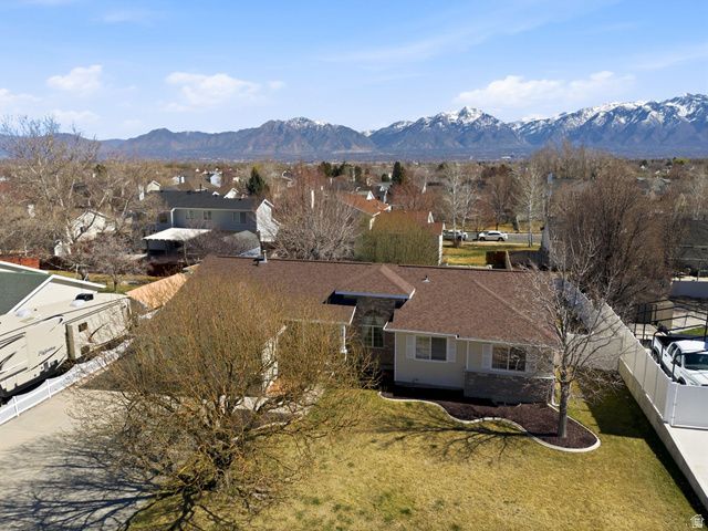 9107 S GRANADA HILLS DR, West Jordan, UT 84088