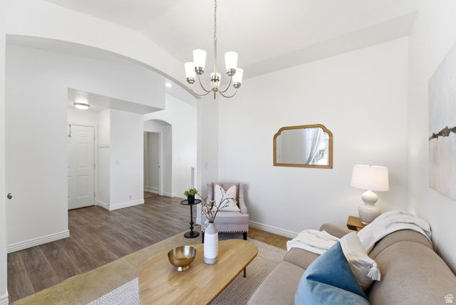 9107 S GRANADA HILLS DR, West Jordan, UT 84088