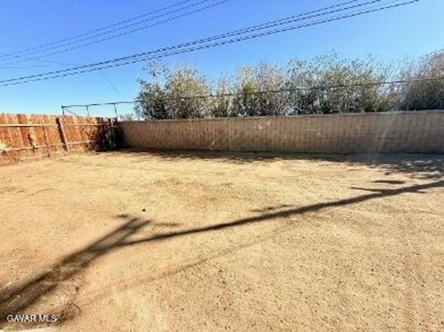 38930 E 9th Street, Palmdale, CA 93550