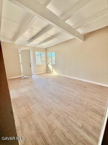 38930 E 9th Street, Palmdale, CA 93550