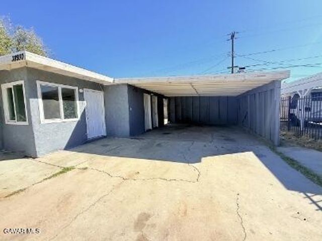 38930 E 9th Street, Palmdale, CA 93550