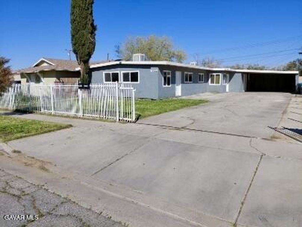 38930 E 9th Street, Palmdale, CA 93550