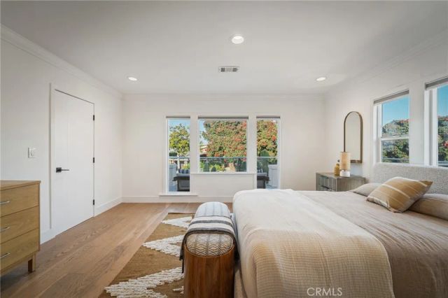 5115 West Boulevard, Los Angeles, CA 90043