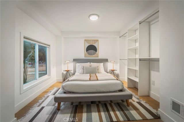 5115 West Boulevard, Los Angeles, CA 90043