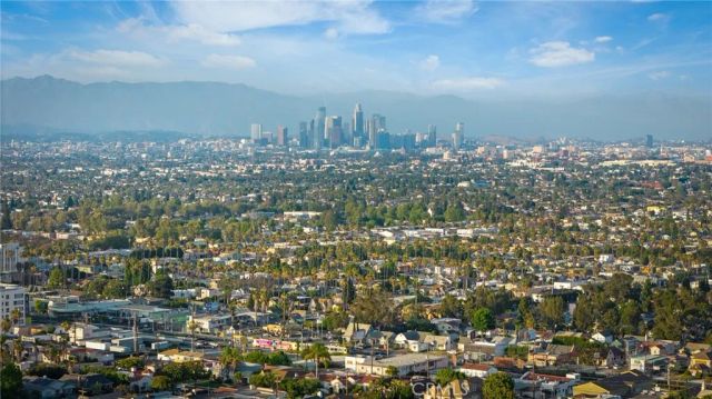 5115 West Boulevard, Los Angeles, CA 90043