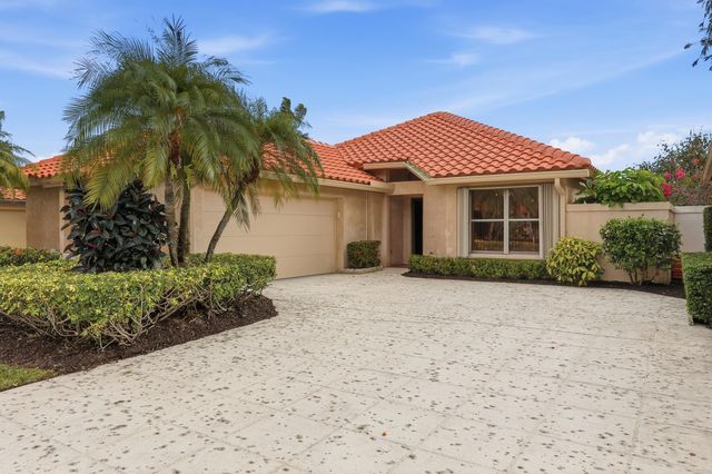 2735 SW Mariposa Circle, Palm City, FL 34990