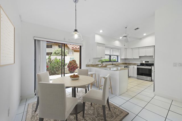 2735 SW Mariposa Circle, Palm City, FL 34990