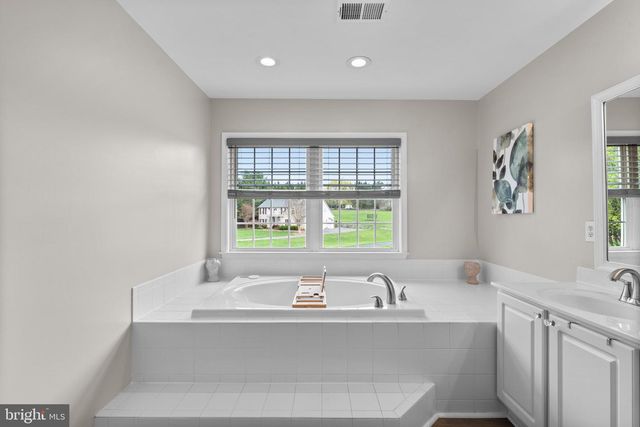 23504 ROLLING FORK WAY, Gaithersburg, MD 20882