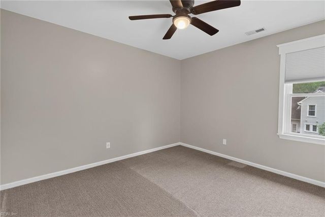 898 Gunston CT, Newport News, VA 23608