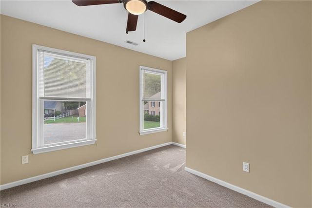 898 Gunston CT, Newport News, VA 23608