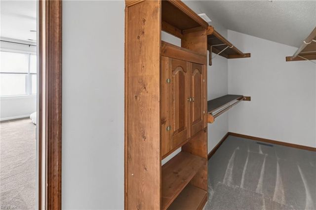 898 Gunston CT, Newport News, VA 23608